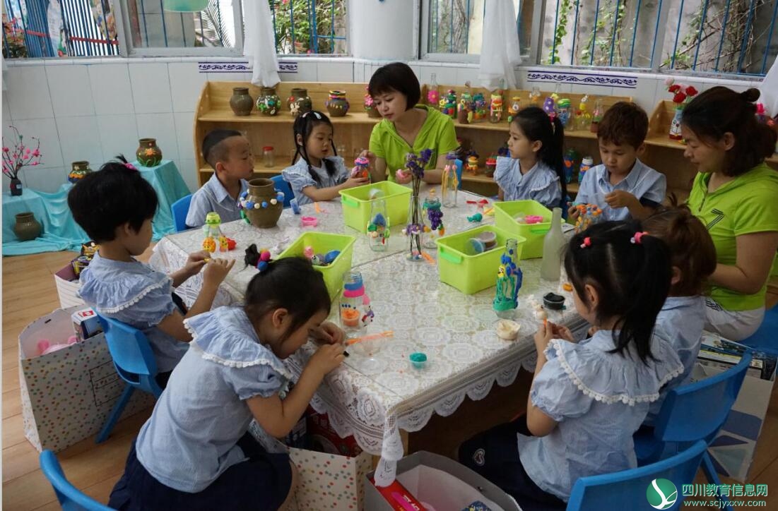 船山区顺城街幼儿园围绕“遂理一家亲”开展六一牵手活动