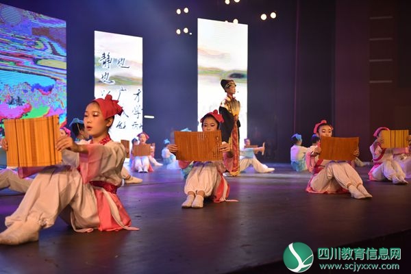 忠孝街小学节目诫子书1_副本.jpg