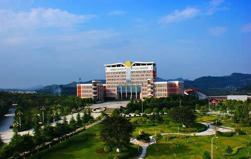 西华师范大学2018年9月招聘非事业单位编制工作人员公告