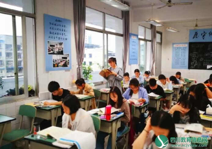 【大美遂宁·最美教师】系列报道之二： 李秋月——用爱见证学生成长