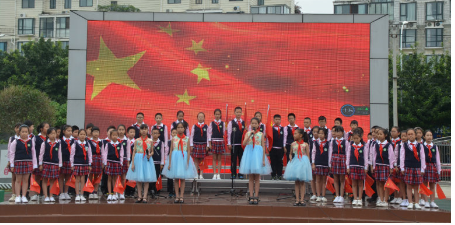 西寺小学举行迎国庆诗歌朗诵会