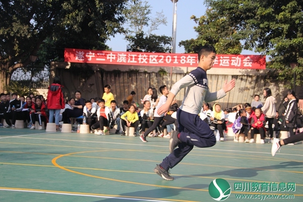 20160902122700856_副本.jpg