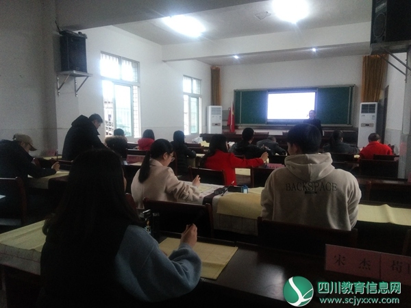 界牌镇中心校开展新教师书法练习活动