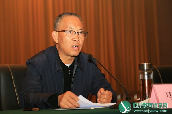 市委副书记、市长马廷贵部署“控辍保学”攻坚工作.JPG