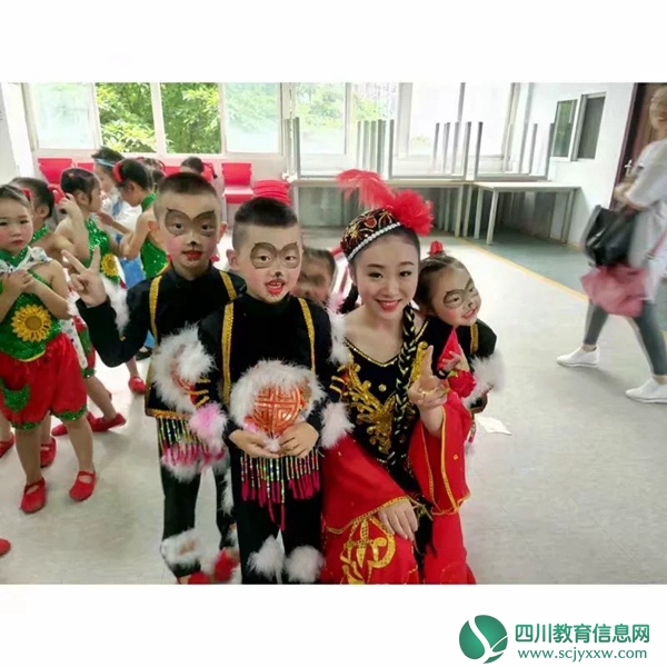 老池幼儿园最美教师：李谨瑜