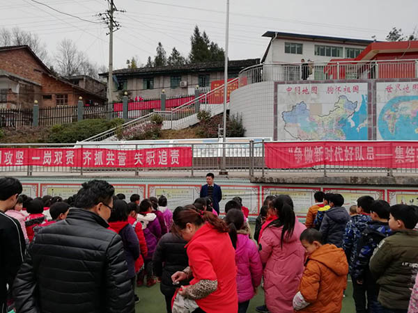 平昌县民兴小学：多举措“抓”春季流行性疾病防治