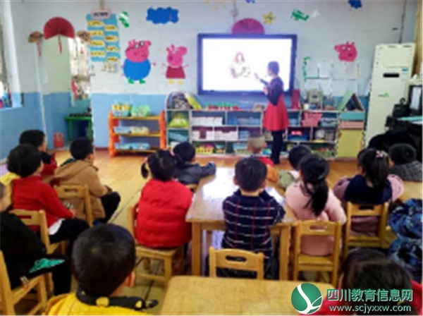广安武胜县沿口一幼开展学雷锋主题月活动