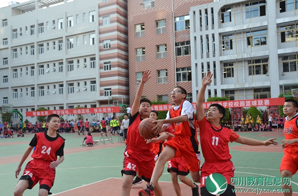 市外国语学校举行2019年致远阳光俱乐部班级篮球比赛