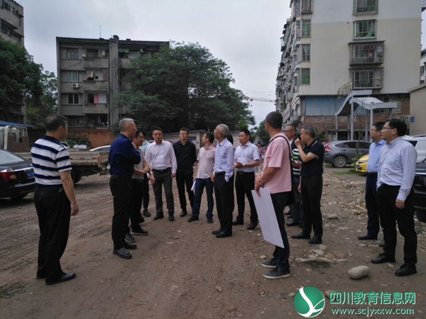 船山区委书记调研凯旋路棚改 暨油房街小学改扩建工作