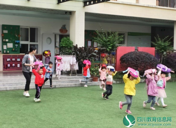 安居一幼开展防震应急疏散演练活动