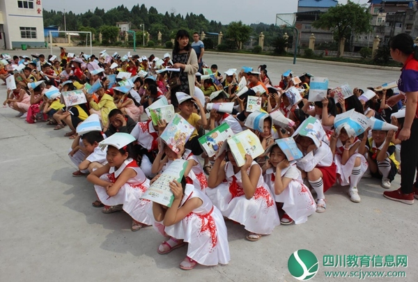 撤离到安全地点.jpg