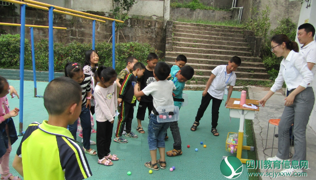 灯台小学举办第三届趣味运动会