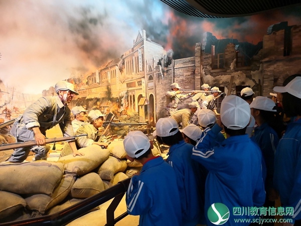 参观朱德故居纪念馆3.jpg