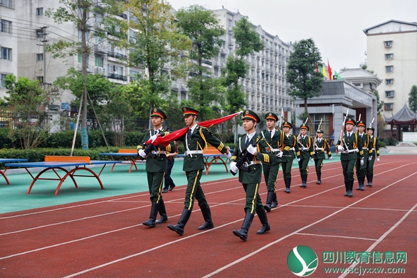 升旗仪式1.jpg