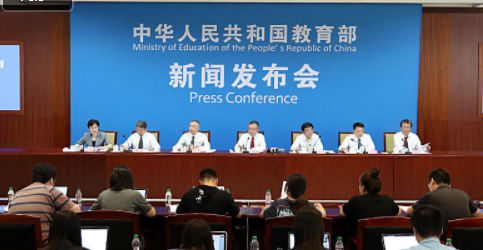 人社部：180名幼儿园教师已取得正高级职称