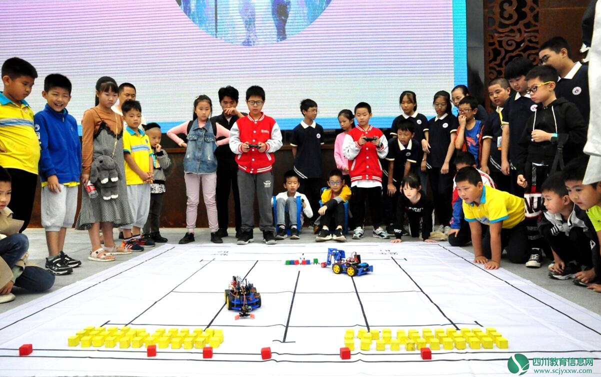 2019全国青少年电子信息智能创新大赛（遂宁赛区）开赛