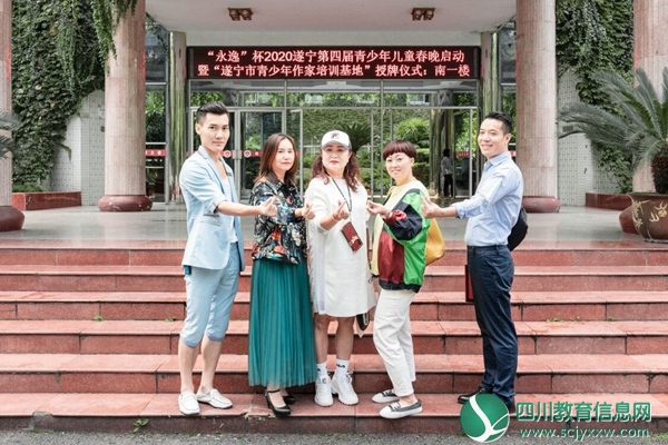 合照1.jpg