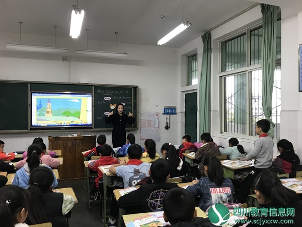 德阳市黄河路小学校开展禁毒主题队会活动
