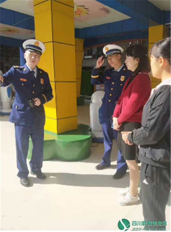 广安武胜县消防大队深入沿口二幼开展“双随机 一公开”消防督查