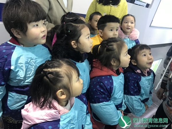 永兴镇幼儿园大班组开展安全研学旅行活动
