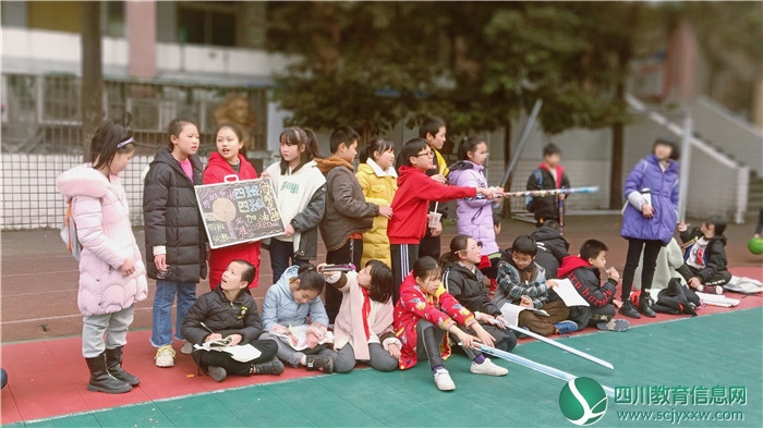 广安武胜县民族小学举行“我和我的篮球梦”篮球赛活动