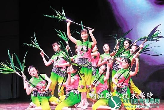 “金鼠贺新春 八城大联欢”2020·天府百姓网络春晚内江职业技术学院海选专场正式开选