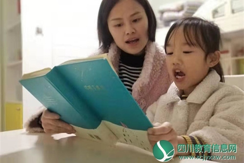 新丰小学：当好“把门将”，线上辅导忙