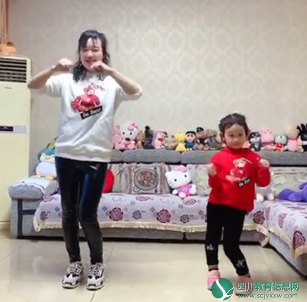 亲子动动动  宅家健身乐 ——北辰街幼儿园开展防疫亲子操比赛
