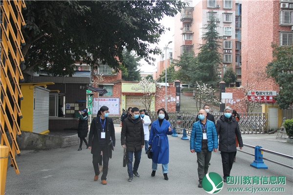广安市卫健委和市教体局领导到友谊实验学校检查指导新冠疫情防控工作