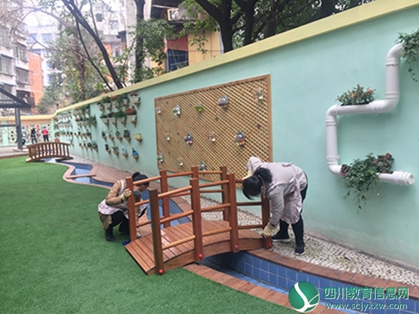 江油市东方红幼儿园开展爱国卫生运动“周末大扫除”活动