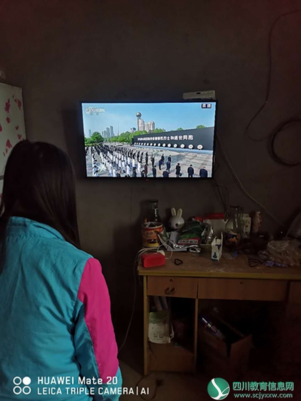 安居区兴旺明德小学开展“致敬•2020清明祭英烈”主题活动