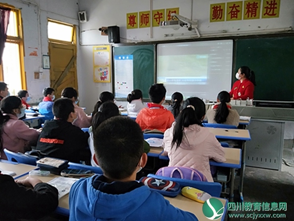 油房街小学开展多形式溺水宣传活动