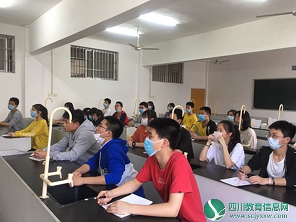 勠力同心共筑科技梦 ——泸县五中高2019级召开2020春期综合实践活动动员会