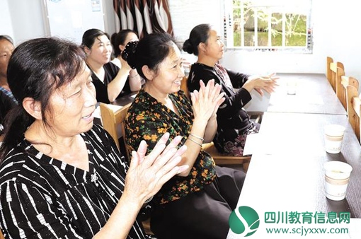 内江社区大学黄棚村社区教育学习中心举办第十一期“乡村振兴课堂”