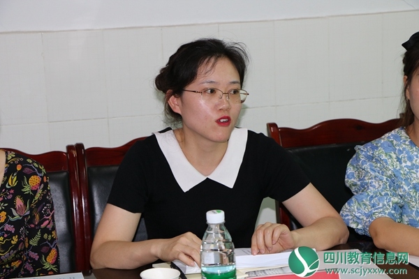 文利华进行发言.jpg