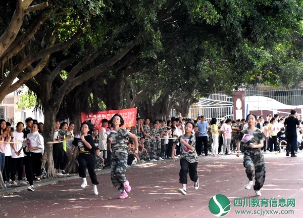 100米赛跑7.7pg.jpg