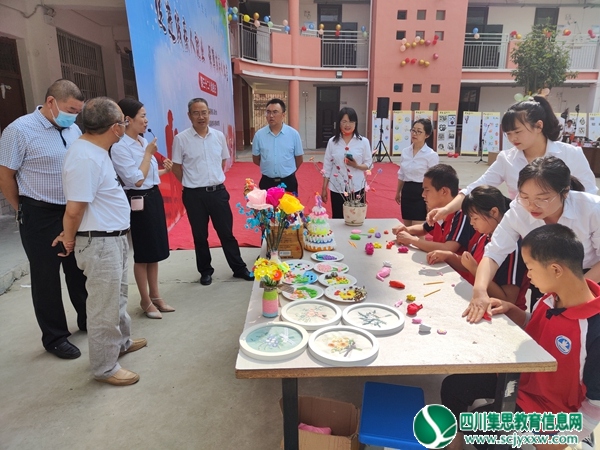 手工训练.jpg
