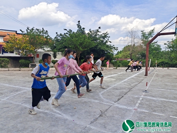乐至县：双河场乡东岳小学，春季运动会，让运动点燃孩子们飞翔的梦想6.jpg