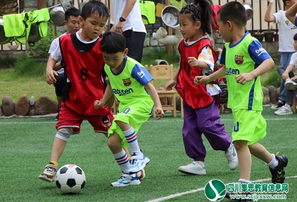 “足球要从娃娃抓起”  ——叙永县永宁幼儿园大班足球联赛圆满结束