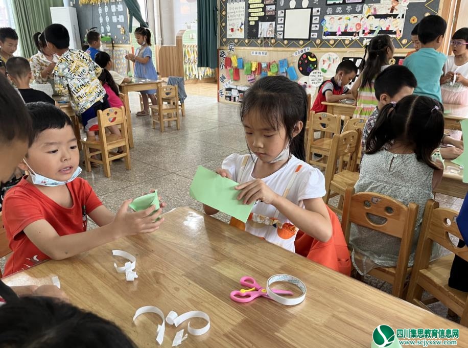 磨溪幼儿园开展“粽爱端午，粽情欢笑”端午节主题活动