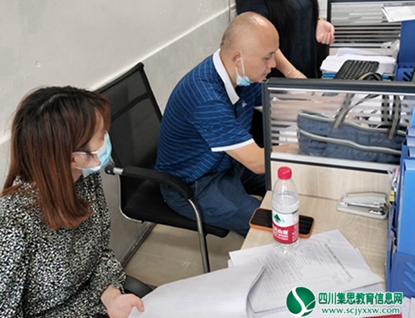 安居区白马镇步云九年义务教育学校迎接区教体局第八检查组来校开展开学督导检查工作