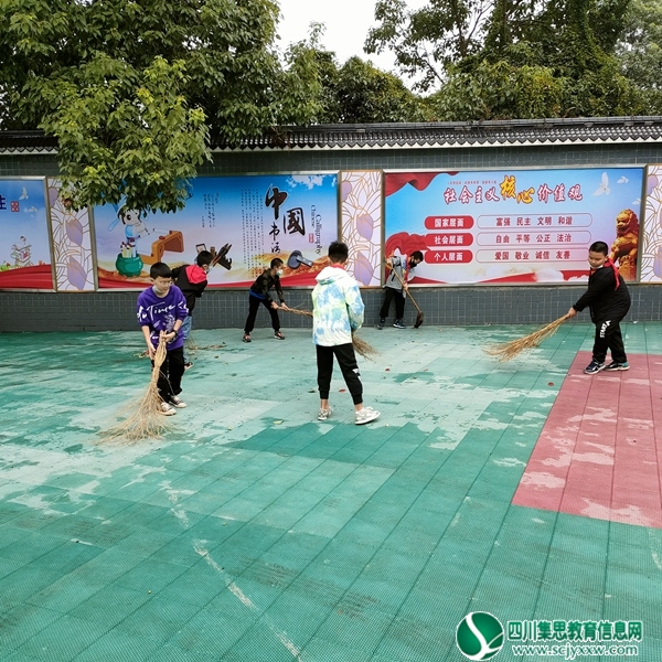 恢复线下教学准备工作照片 (4).jpg