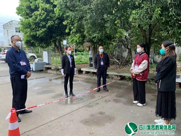区委教育工委书记、区教体局党组书记、局长何琴一行看望慰问安居三幼抗疫一线工作人员