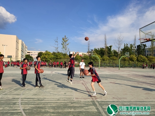 遂宁六中同心抗疫系列报道之课后服务篇
