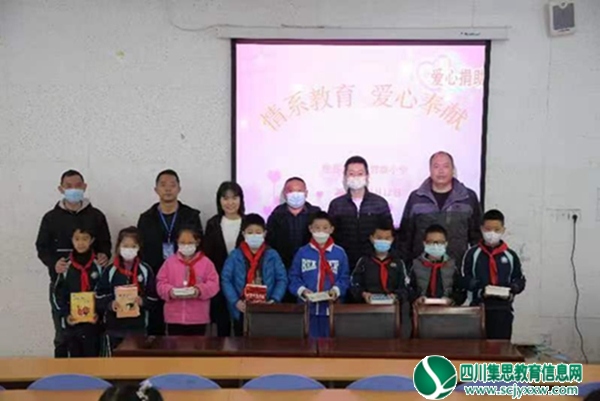 合影留念.jpg