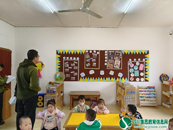 安居区西眉镇中心幼儿园开展学月保教工作检查