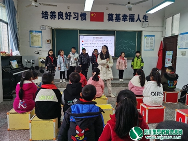 安居区东禅镇中心小学校开展党员示范课活动