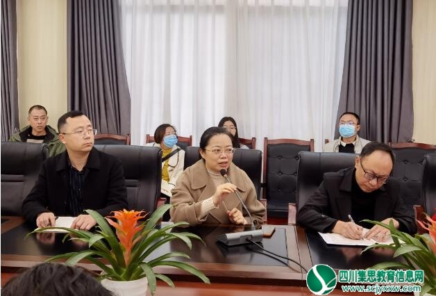 遂宁二中开展物理联合教研活动