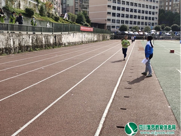 拦江中学开展学生体质健康测试工作