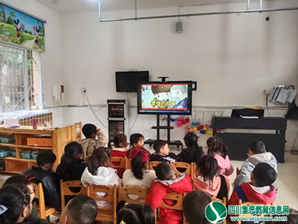 白马幼儿园开展“学习雷锋好榜样”系列主题活动